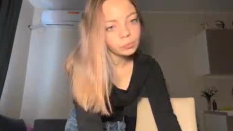 Steff online show from November 2025 07:30:02 AM