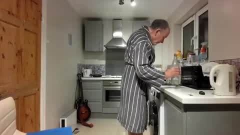 Jim Redgewell online show from December 2025 05:41:01 PM