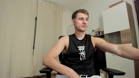 AlphaJimmy online show from November 2025 07:36:02 PM