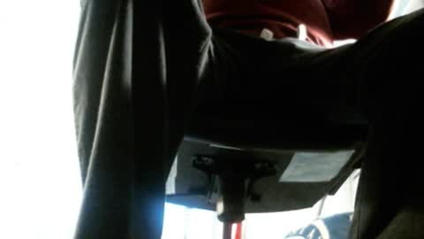 jimwellhung online show from December 2025 08:35:01 PM