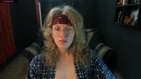 Snapshot of jinnbook chatting on October 2025 06:36:02 AM JinnBook online show from October 2025 06:36:02 AM