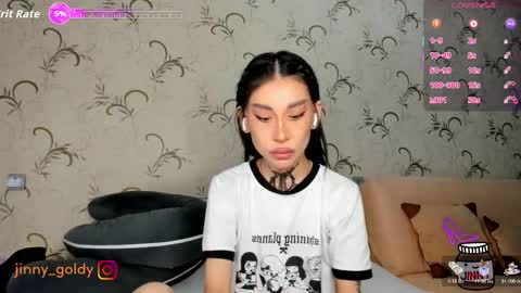 Snapshot of jinny_gold chatting on October 2025 03:07:01 PM MY NEW INSTA jinny goldy online show from October 2025 03:07:01 PM