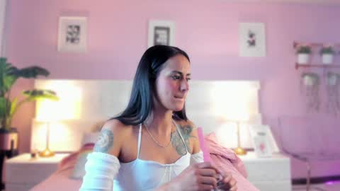 Snapshot of jinx_dh chatting on January 2025 08:33:02 PM Jinx online show from January 2025 08:33:02 PM