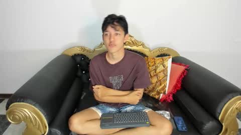 Snapshot of jisus_catt chatting on January 2026 11:19:01 PM Jisusth online show from January 2026 11:19:01 PM