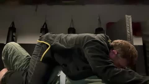 Snapshot of jitzgolfer chatting on December 2024 02:25:02 AM jitzgolfer online show from December 2024 02:25:02 AM