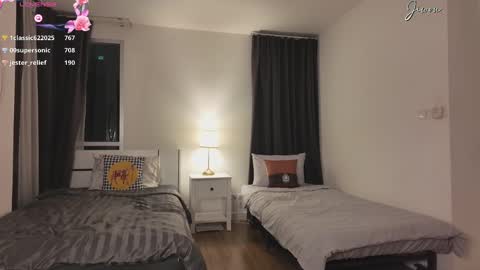 Snapshot of jiwon4u chatting on February 2025 03:47:01 PM Jiwon online show from February 2025 03:47:01 PM