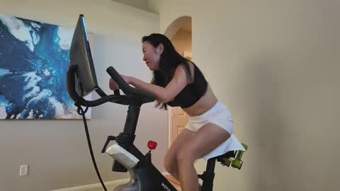 Jiwon online show from January 2026 09:51:02 PM