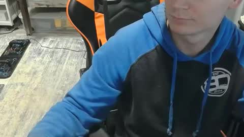 Snapshot of jjhynes402 chatting on October 2025 06:42:02 PM Jake online show from October 2025 06:42:02 PM