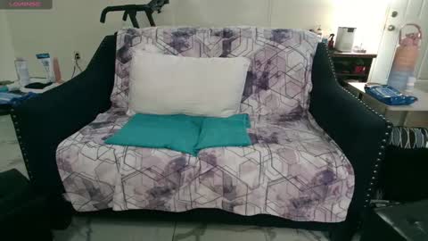 Nicole  Allen online show from February 2025 02:15:02 AM