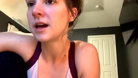 jlynn1997 online show from November 2025 09:11:01 PM