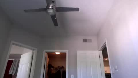 jmeaty5 online show from October 2025 06:19:02 PM