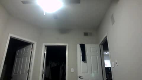 jmeaty5 online show from December 2025 04:18:02 AM