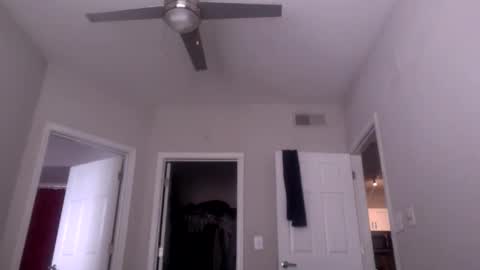 jmeaty5 online show from December 2025 04:25:02 PM