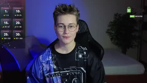 Snapshot of joan_night chatting on October 2025 07:10:02 PM J online show from October 2025 07:10:02 PM