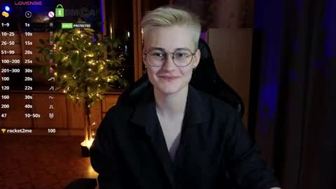 Snapshot of joan_night chatting on May 2026 07:21:01 PM J online show from May 2026 07:21:01 PM