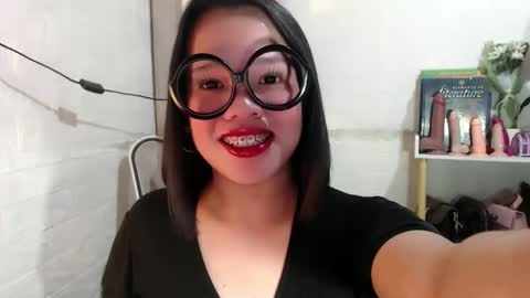 Joana online show from March 2025 07:37:01 PM