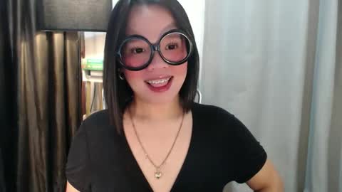 Joana online show from September 2025 08:20:01 PM