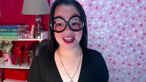 Joana online show from November 2025 08:35:02 PM