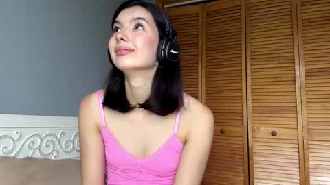 Snapshot of joanaphippin chatting on May 2026 07:38:01 AM joanaphippin online show from May 2026 07:38:01 AM