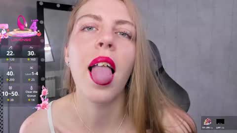Snapshot of joann_shermann chatting on June 2026 01:17:02 AM joann_shermann online show from June 2026 01:17:02 AM