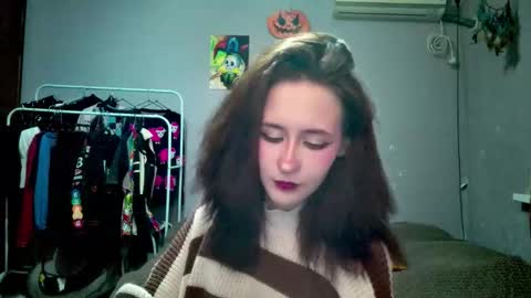 Joannatompson online show from October 2025 10:52:01 PM