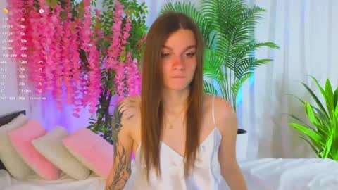 Snapshot of joannerichardson chatting on May 2026 07:07:02 PM Eva online show from May 2026 07:07:02 PM