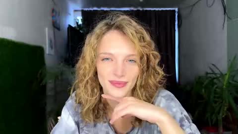 MONICA online show from January 2026 09:58:02 AM