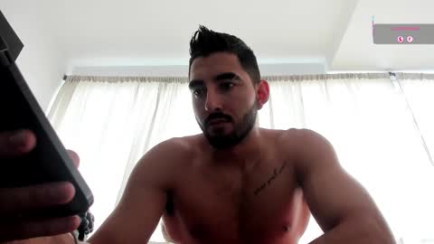 JOAO BATISTA online show from October 2025 01:43:02 PM