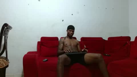 joao_leao online show from December 2024 08:39:01 PM