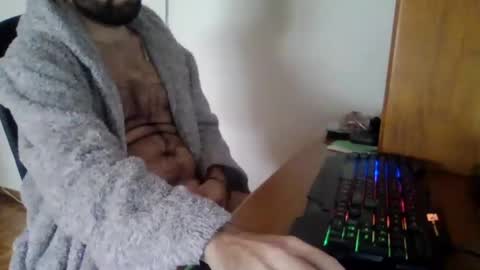 Snapshot of joaodias_18 chatting on February 2025 02:48:02 PM joaodias_18 online show from February 2025 02:48:02 PM