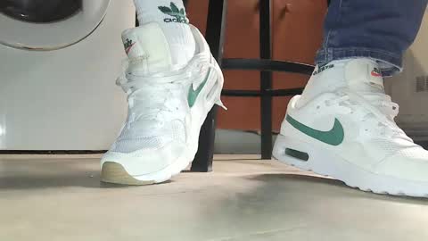 GUILLAUME feet and socks online show from January 2025 10:49:02 AM