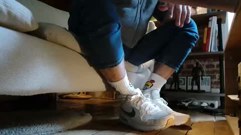 GUILLAUME feet and socks online show from February 2025 09:57:02 AM