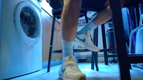 GUILLAUME feet and socks online show from March 2025 08:13:01 AM