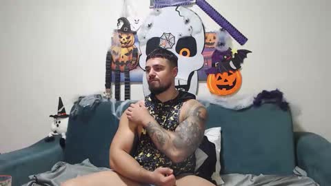 Snapshot of jodogs chatting on November 2025 09:14:01 PM Tiberius online show from November 2025 09:14:01 PM