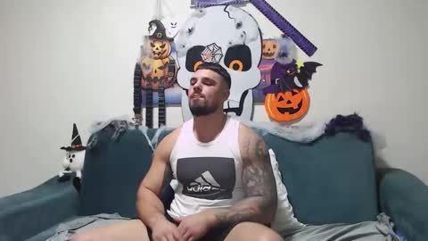 Snapshot of jodogs chatting on November 2025 07:37:01 PM Tiberius online show from November 2025 07:37:01 PM