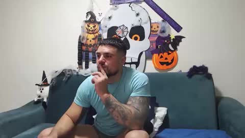 Snapshot of jodogs chatting on November 2025 02:06:02 PM Tiberius online show from November 2025 02:06:02 PM