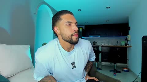 joe_esthetic online show from January 2025 12:36:02 AM