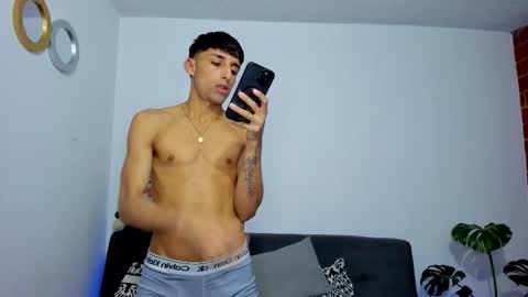 joel_foxx online show from November 2025 11:18:01 PM