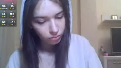 Jennifer online show from June 2026 06:22:02 PM