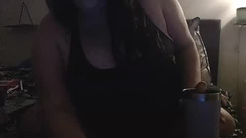 RaineeMai online show from December 2025 04:13:01 PM