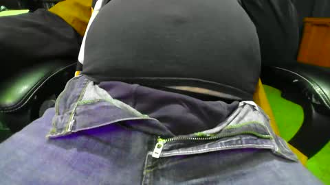 Snapshot of joeyballs123 chatting on December 2025 09:10:02 PM joeyballs123 online show from December 2025 09:10:02 PM