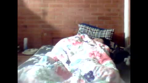 Snapshot of johan70nsexy chatting on November 2025 01:05:02 AM johan70nsexy online show from November 2025 01:05:02 AM