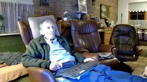 johan7 heet online show from November 2025 09:32:01 PM