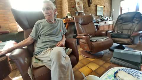 Snapshot of johan7_heet chatting on August 2026 09:30:01 AM johan7 heet online show from August 2026 09:30:01 AM