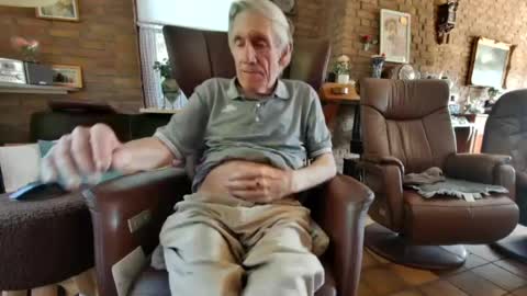 Snapshot of johan7_heet chatting on August 2026 02:48:02 PM johan7 heet online show from August 2026 02:48:02 PM