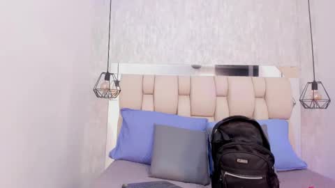 Snapshot of johan_gz_ chatting on September 2025 11:32:02 AM Johan online show from September 2025 11:32:02 AM