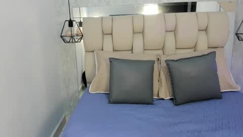 Snapshot of johan_gz_ chatting on September 2025 11:57:01 AM Johan online show from September 2025 11:57:01 AM