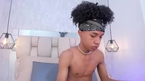 Snapshot of johan_gz_ chatting on October 2025 11:29:02 AM Johan online show from October 2025 11:29:02 AM