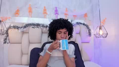 Snapshot of johan_gz_ chatting on October 2025 12:28:01 PM Johan online show from October 2025 12:28:01 PM