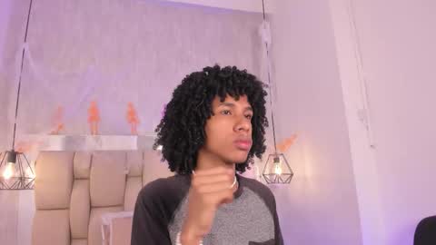 Snapshot of johan_gz_ chatting on October 2025 11:36:01 AM Johan online show from October 2025 11:36:01 AM